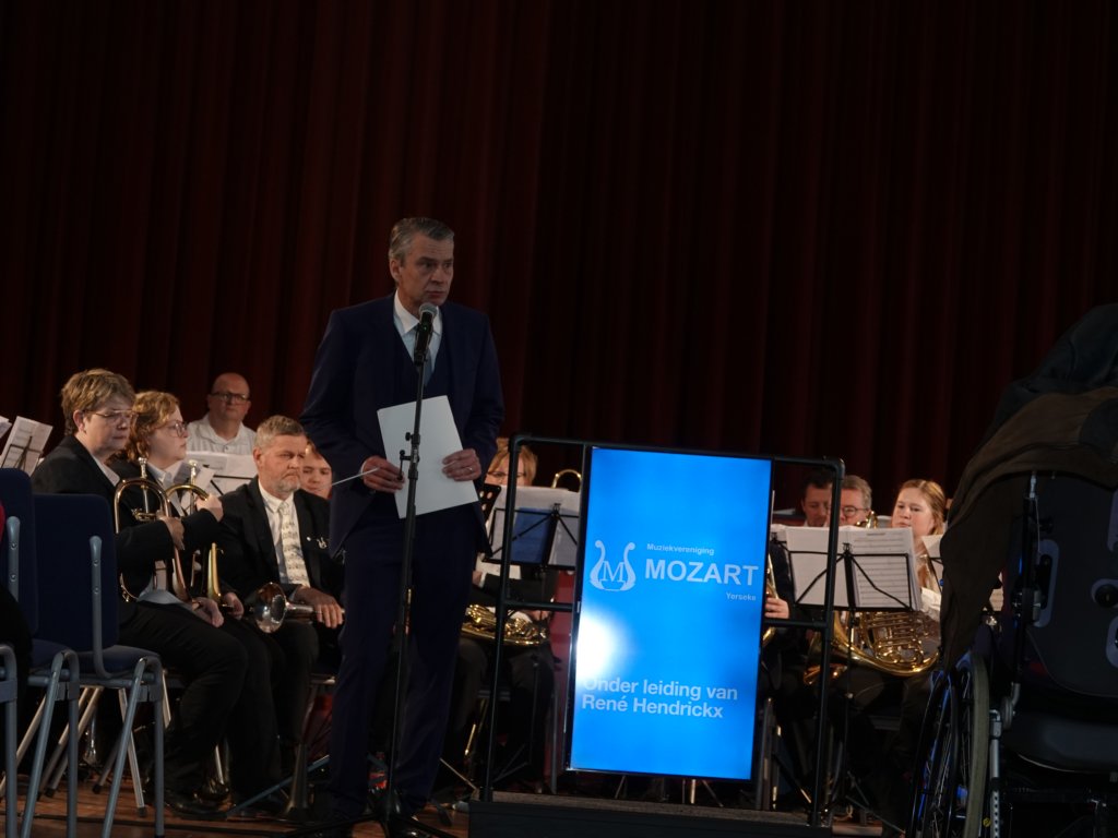 januari2023nieuwjaarsconcertemmenmozartdsc47885.jpg